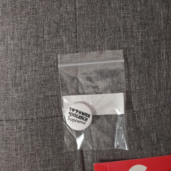 Supreme Accessory Bundle - Picture 5 of 5